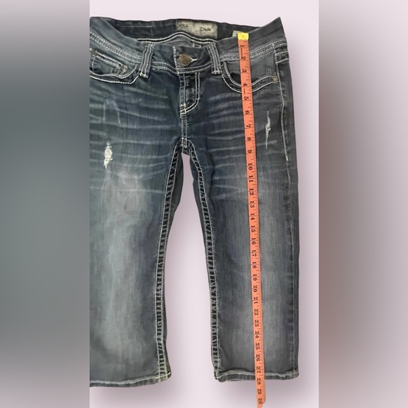 BKE Capri Jeans - Picture 6 of 11